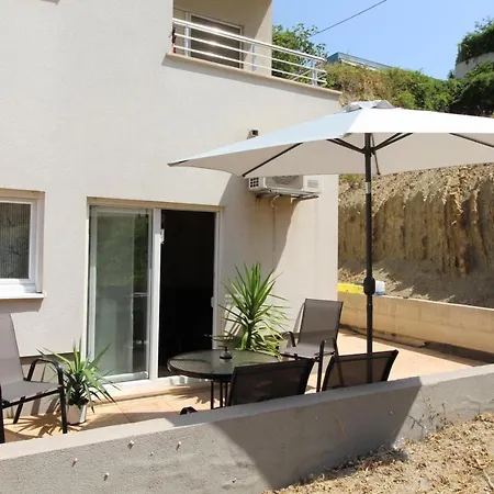 Macadamia Apartment With Garage Parking Split Exterior foto